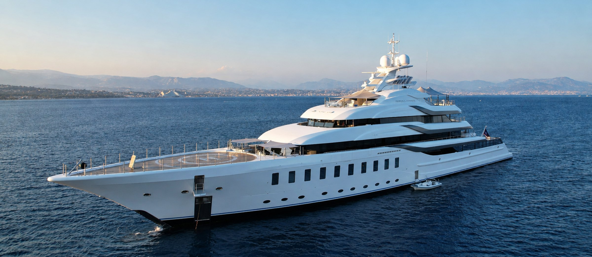 Personal training on board a yacht chartered on the French Riviera